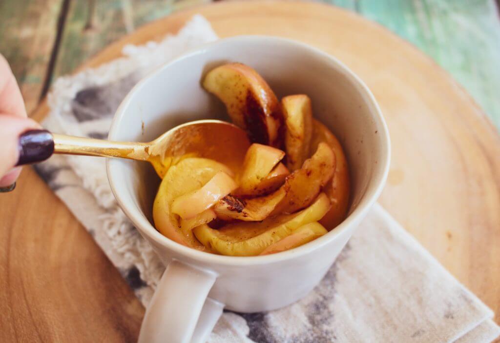 Vegan Caramel Apple Microwave Mug