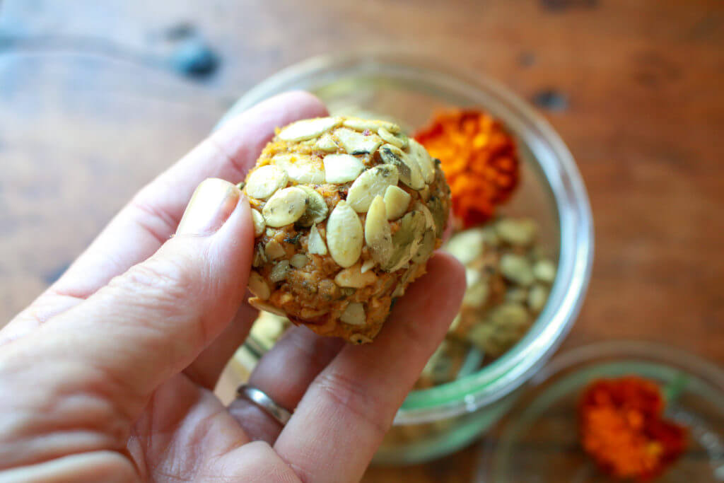 Pumpkin Spice Energy Balls