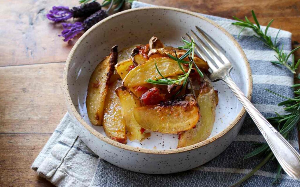 Roasted Rosemary Potatoes and Tomatoes