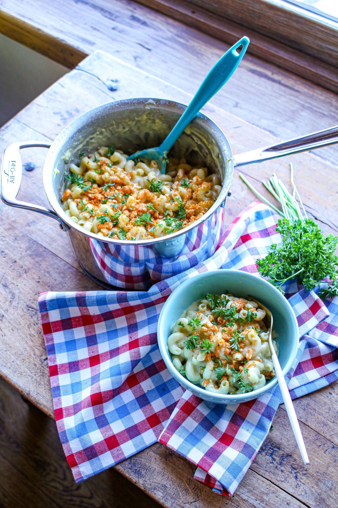 BEST One-Pot Vegan Mac & Cheese
