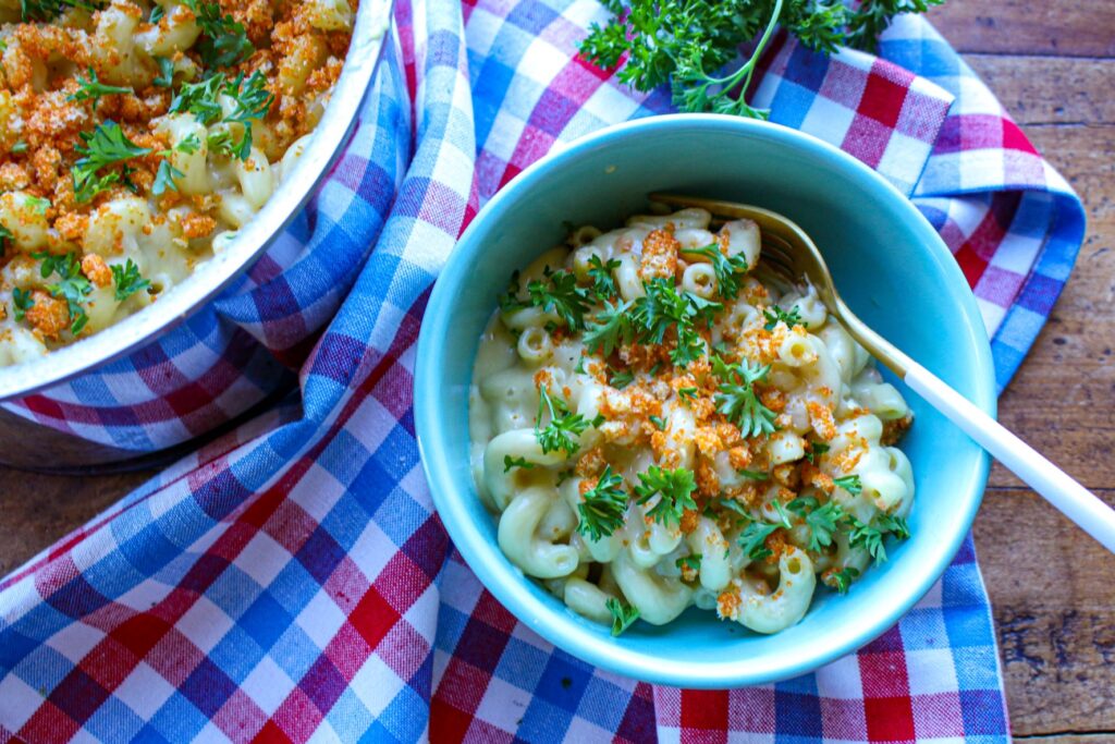 BEST One-Pot Vegan Mac & Cheese